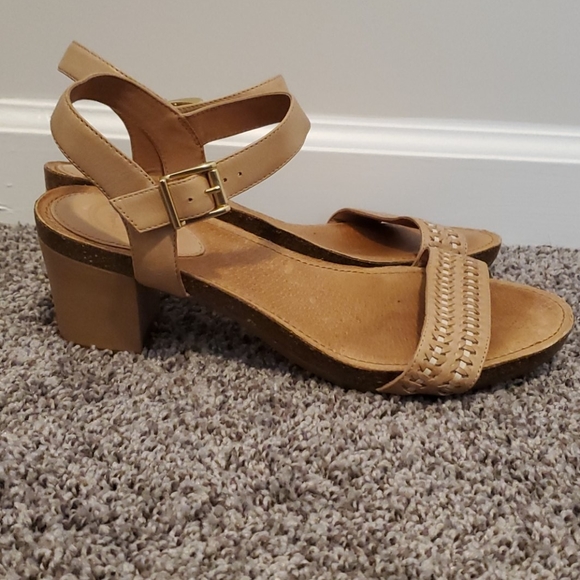 Nurture Block Heel Sandal - Picture 2 of 7